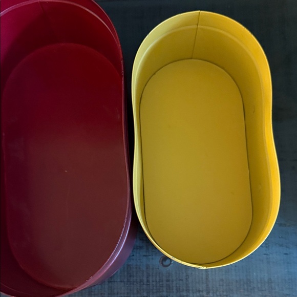 Colorful Stackable/ Nesting Storage Tins - Picture 8 of 9